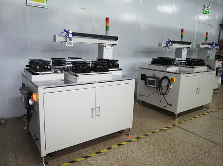 優斯迪自動裝釘機